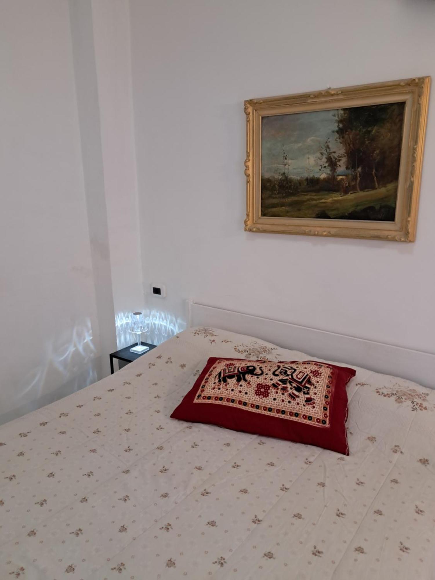 levante rooms Scalea Habitación foto